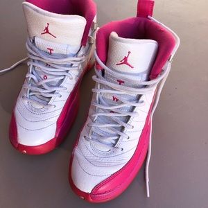 Girls Jordans Almost New💓